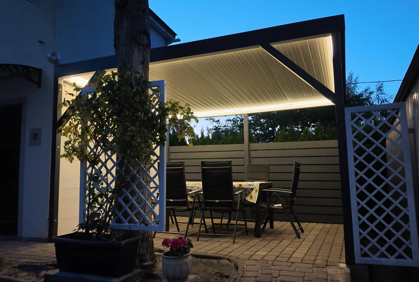 Nowoczesna pergola na wymiar – realizacja PanelConcept